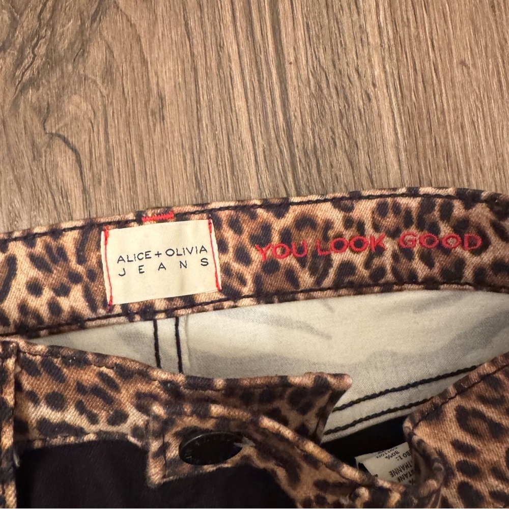 Alice + Olivia High Rise Skinny Queen Of The Night Jeans Size 26 - Picture 5 of 9